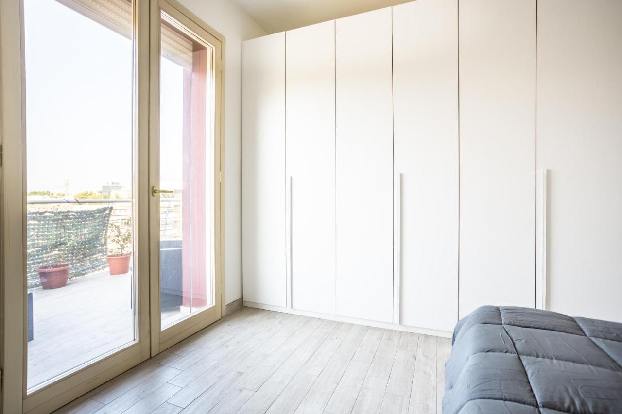 Appartement Urban Retreat -Private Parking+Terrace à Rome Extérieur photo
