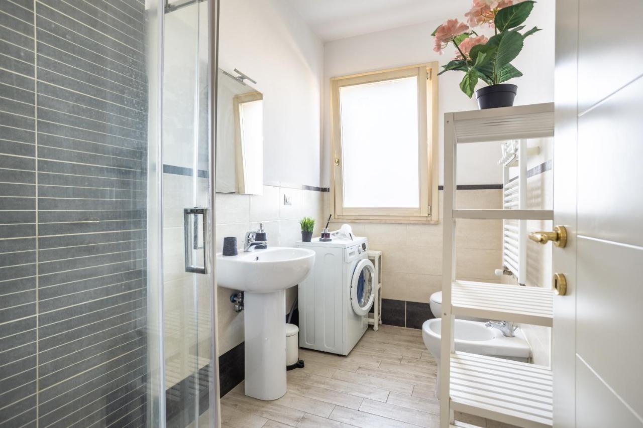 Appartement Urban Retreat -Private Parking+Terrace à Rome Extérieur photo