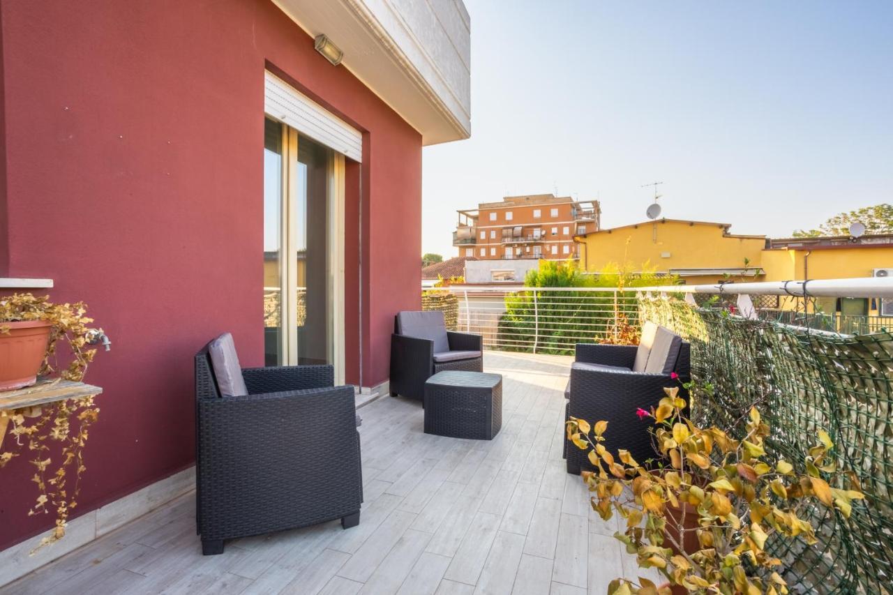 Appartement Urban Retreat -Private Parking+Terrace à Rome Extérieur photo